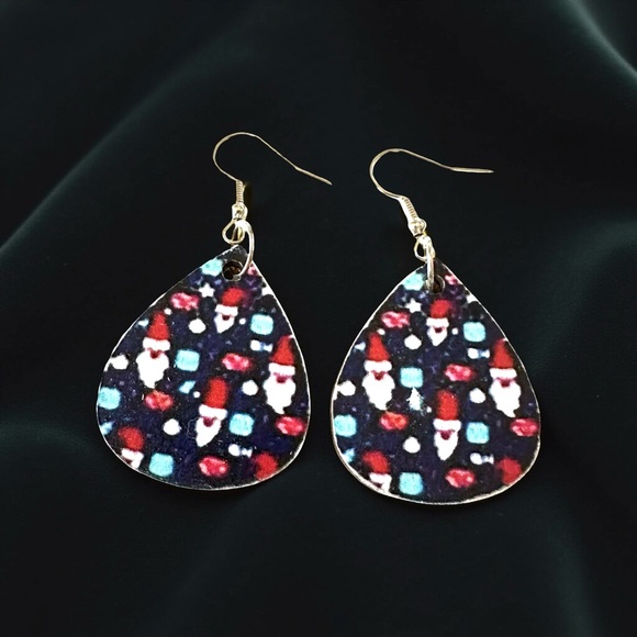 Jewelry - ⭐️ 5 for $25 Wood Christmas Santa Earrings Holiday Dangle Boutique